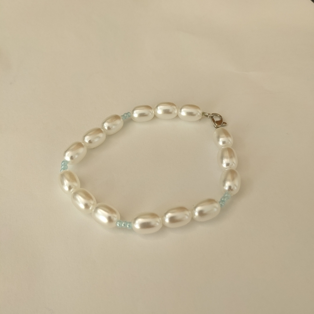 Faux Pearl Elastic  Stretch Bracelet